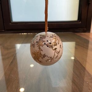 Vintage Potpourri Hanging Ball